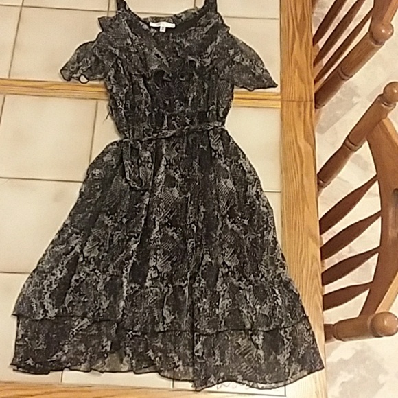 Dress - Picture 2 of 2